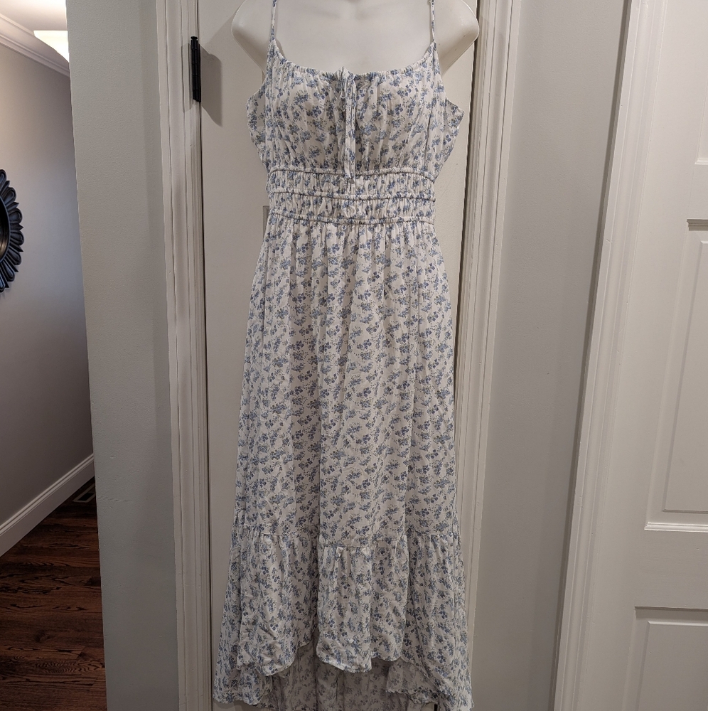 Women's Medium Altar'd state Floral Blue & White Festival Dress